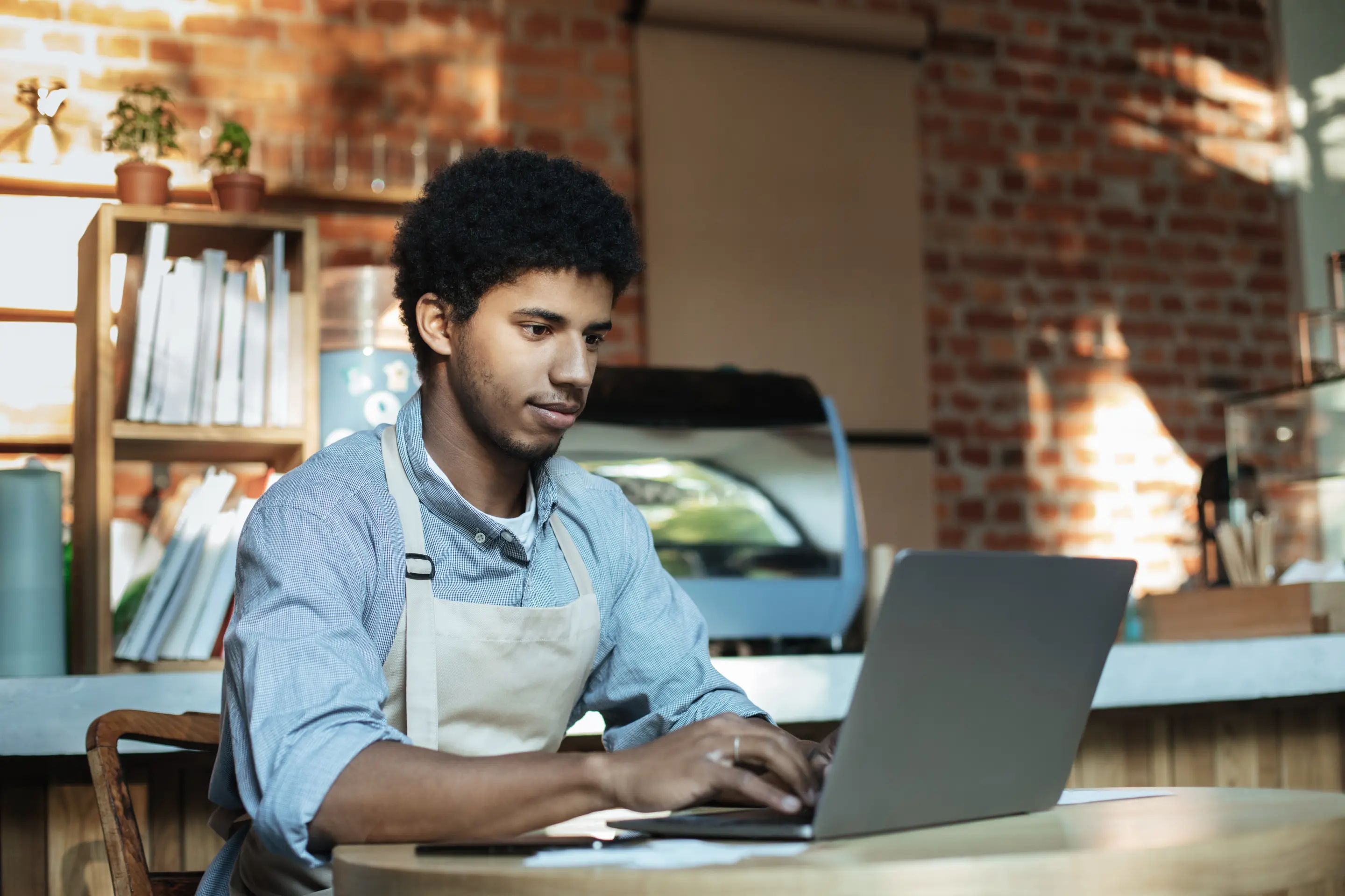 How can CRM software enhance customer relationship? How can CRM software enhance customer relationship?