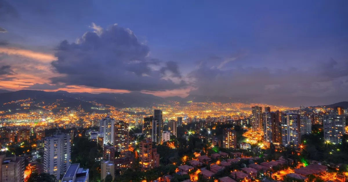 Welche sind die besten Zeiten zum Posten auf sozialen Medien in Medellin?