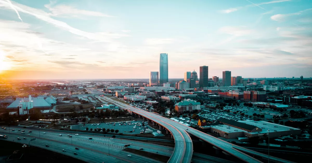 ¿Cuáles son los mejores horarios para publicar en redes sociales en Oklahoma City?