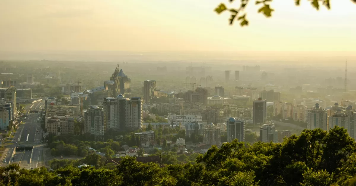 Quels sont les meilleurs moments pour poster sur les réseaux sociaux à Almaty?