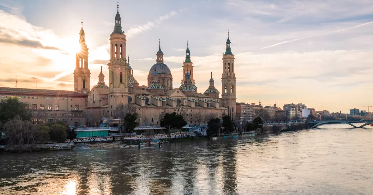 ¿Cuáles son los mejores momentos para publicar en redes sociales en Zaragoza?